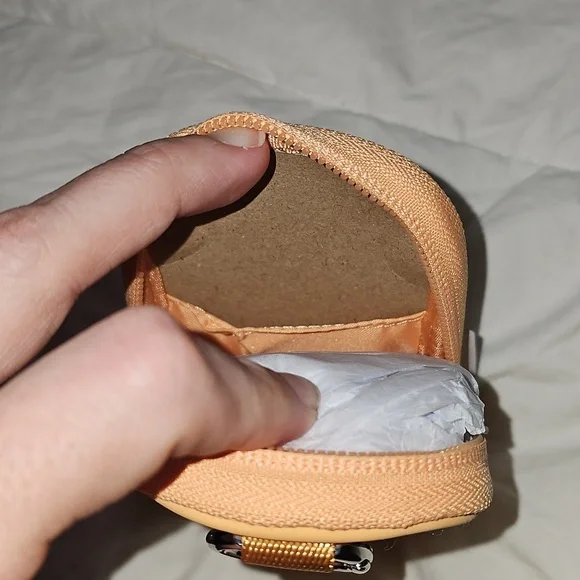 Lululemon NWTS Clippable Nano Pouch!! RKML!! Rare And Sold Out!! - Picture 10 of 10